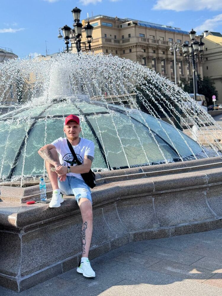  44987585  Sergey, 32 ,    