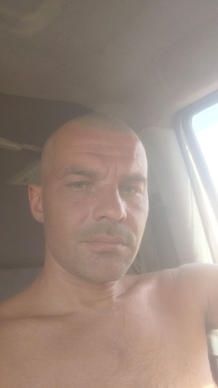  ,   Vladimir, 41 ,   ,   , c , 