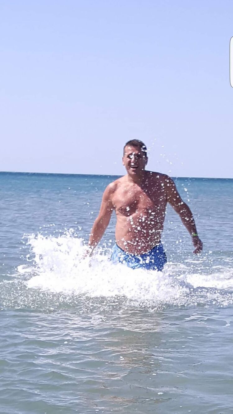  45518835  Nusko, 49 ,    
