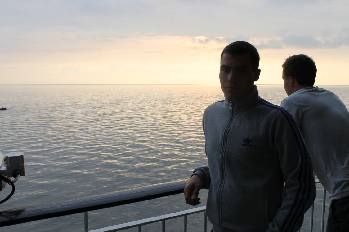  4128125  Aleks4191, 37 ,    