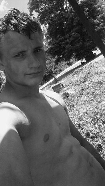  11517185  Aleksandr, 27 ,    