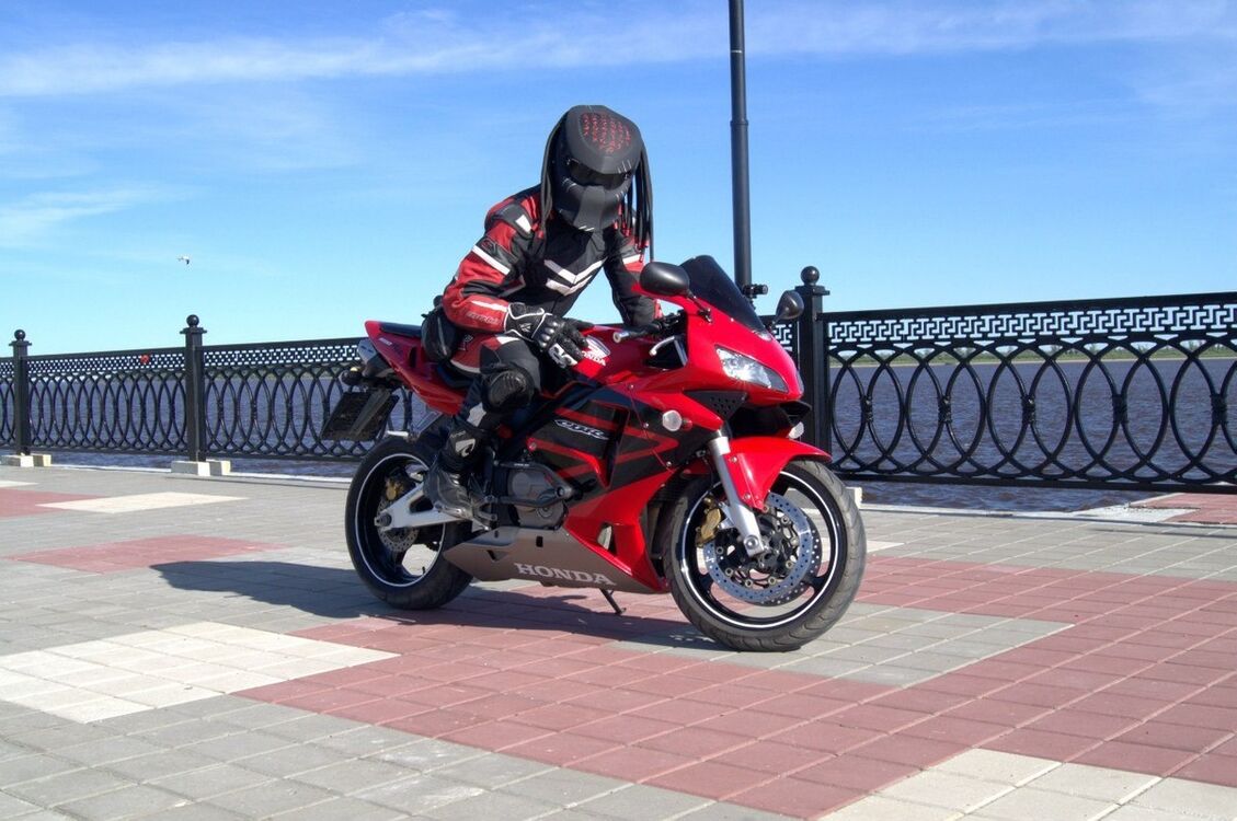  6579545  Vasya, 40 ,    