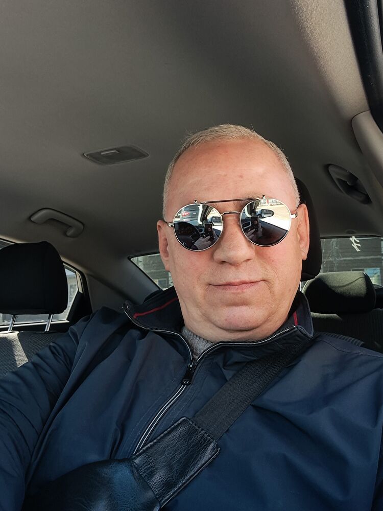 35365335  , 46 ,    