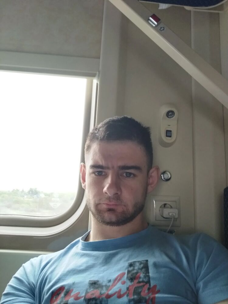  48147275  , 25 ,    