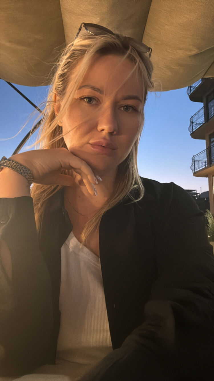  53227455  Ksenia, 31 ,    