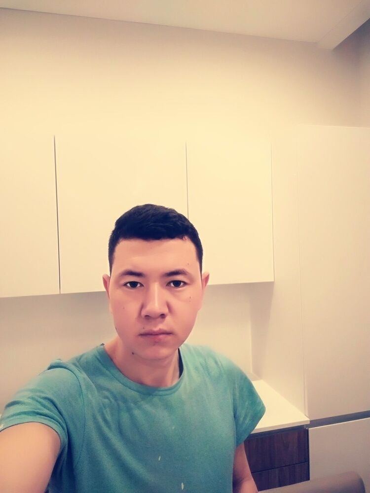  19530015  Zarifbek, 27 ,    