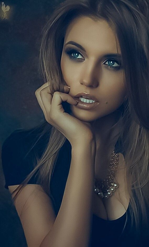  ,   MissBett, 35 ,   ,   , c , 