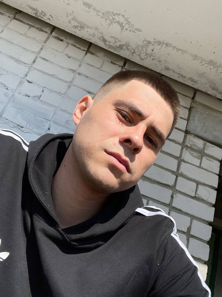  36878395  , 27 ,    