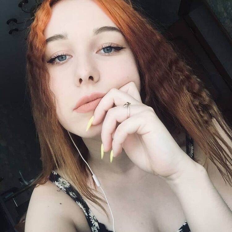  ,   Pauline, 21 ,   ,   , 