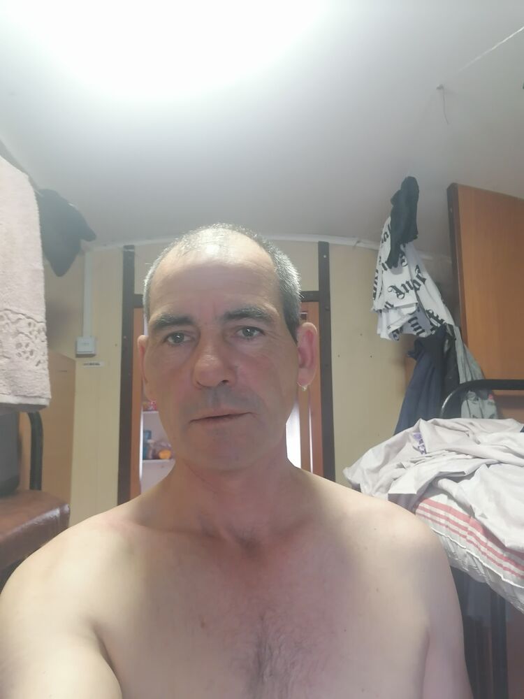  28338495  , 55 ,    