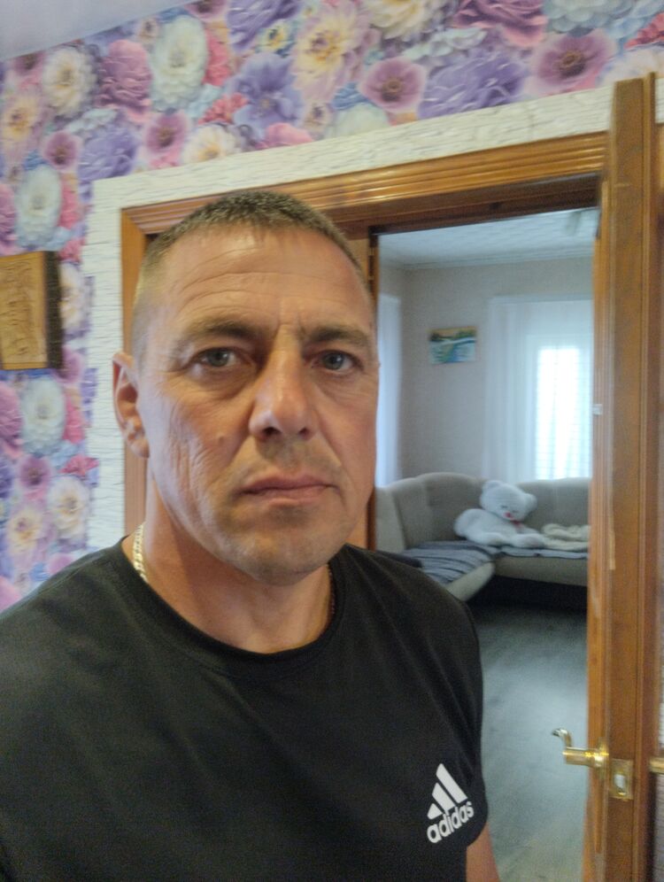  52833175  , 48 ,    