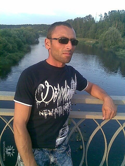 16478425  Georgi, 46 ,    