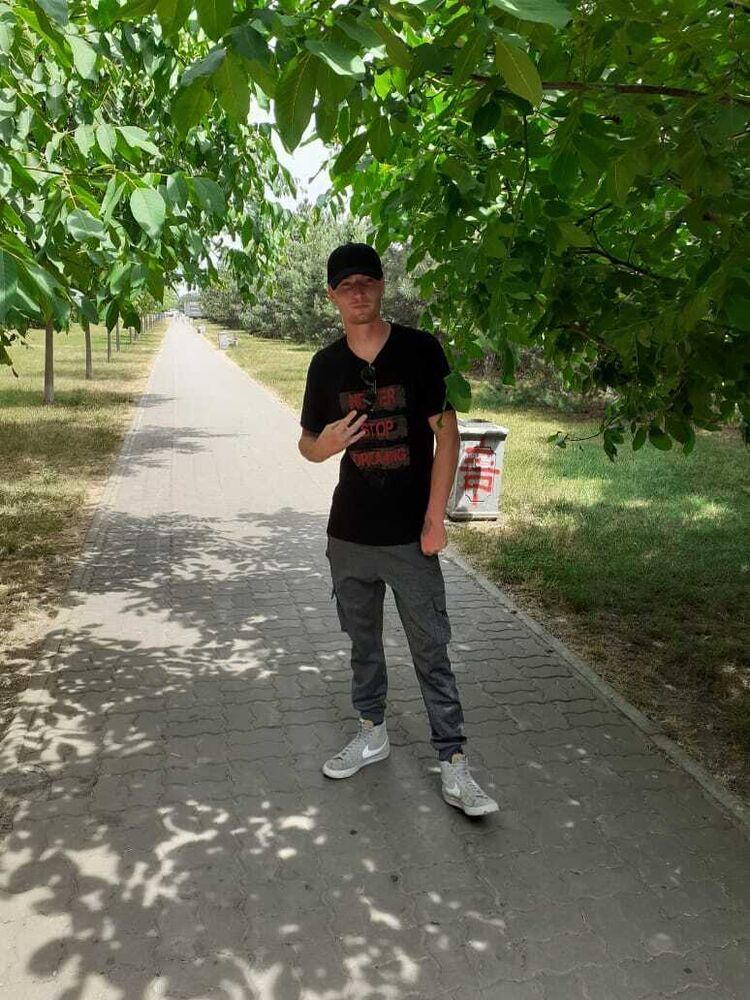  ,   Andrey, 33 ,   ,   , c , 
