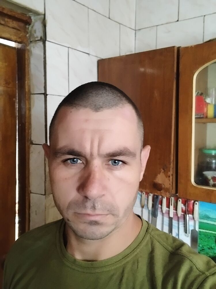  ,   Endru, 34 ,   ,   