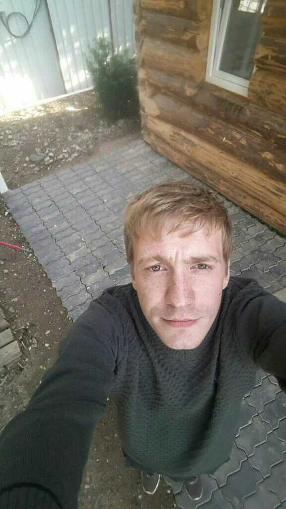  8303295  , 32 ,    