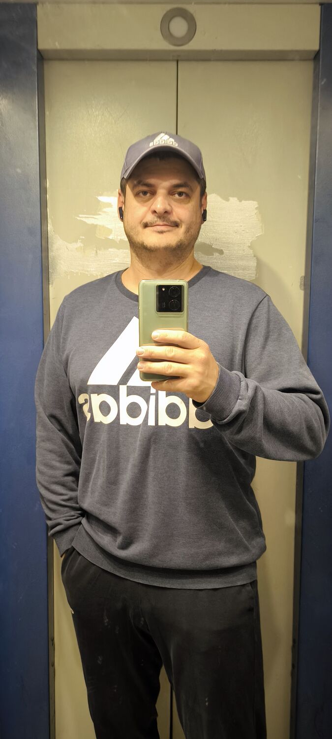  53382625  Pasha, 42 ,    