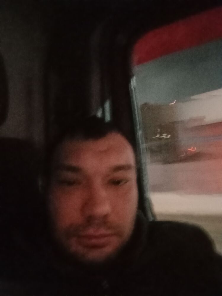  40429935  , 36 ,    