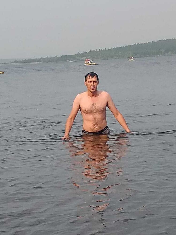  ,   PAVEL, 40 ,   c 