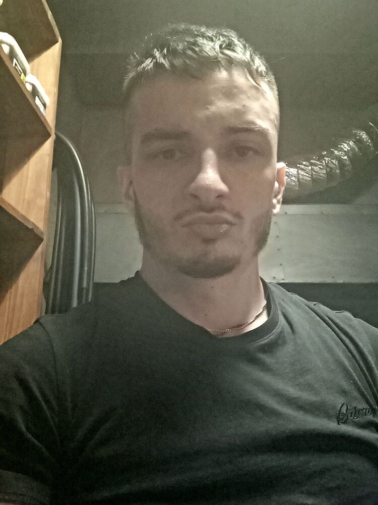  37947785  , 35 ,    