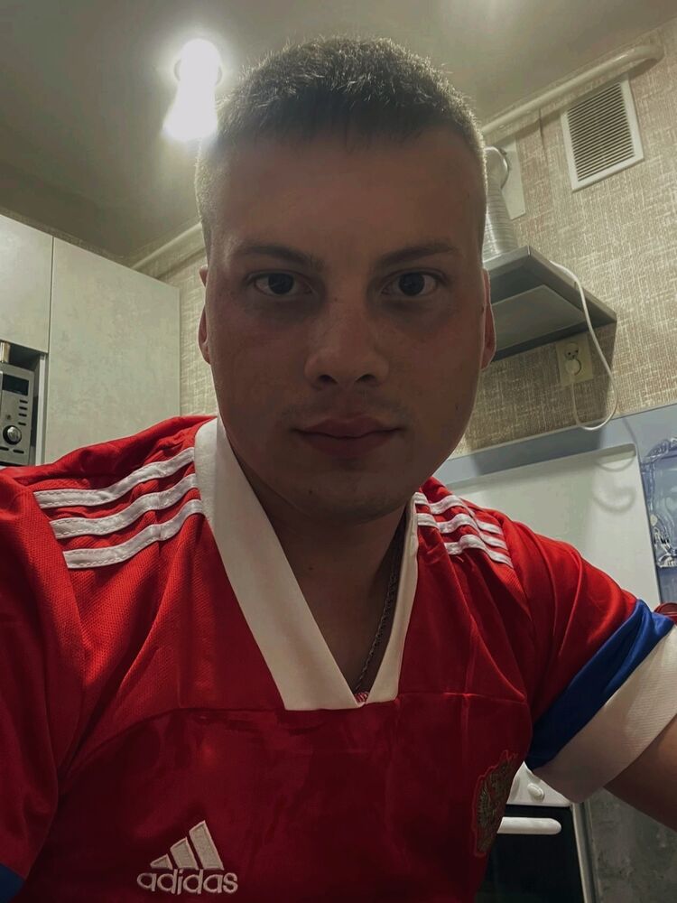  ,   Dmitryi, 28 ,   ,   , c , 