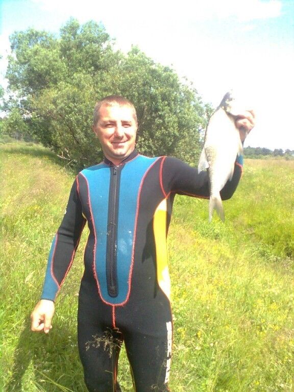  10487805  , 41 ,    -