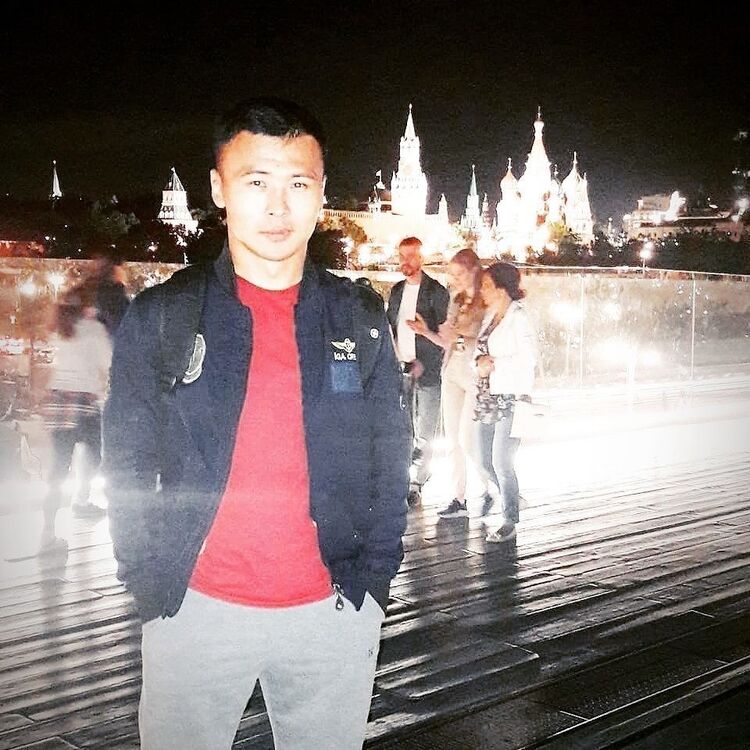  ,   Ruslan, 32 ,   ,   , c 
