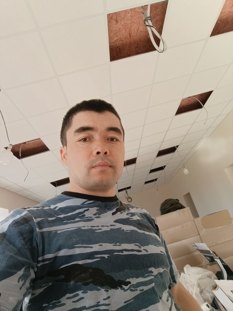  ,   Nodirbek, 32 ,   ,   