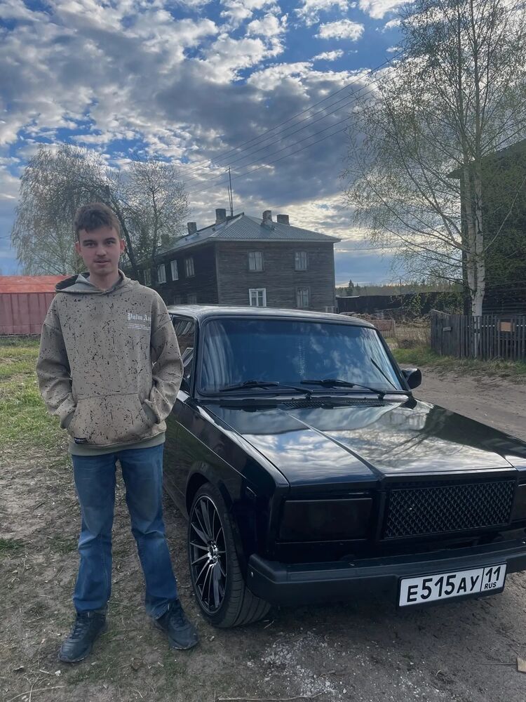  48928275  , 18 ,    