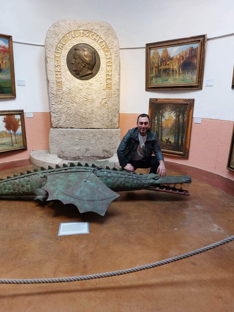  ,   Vitali, 36 ,   ,   