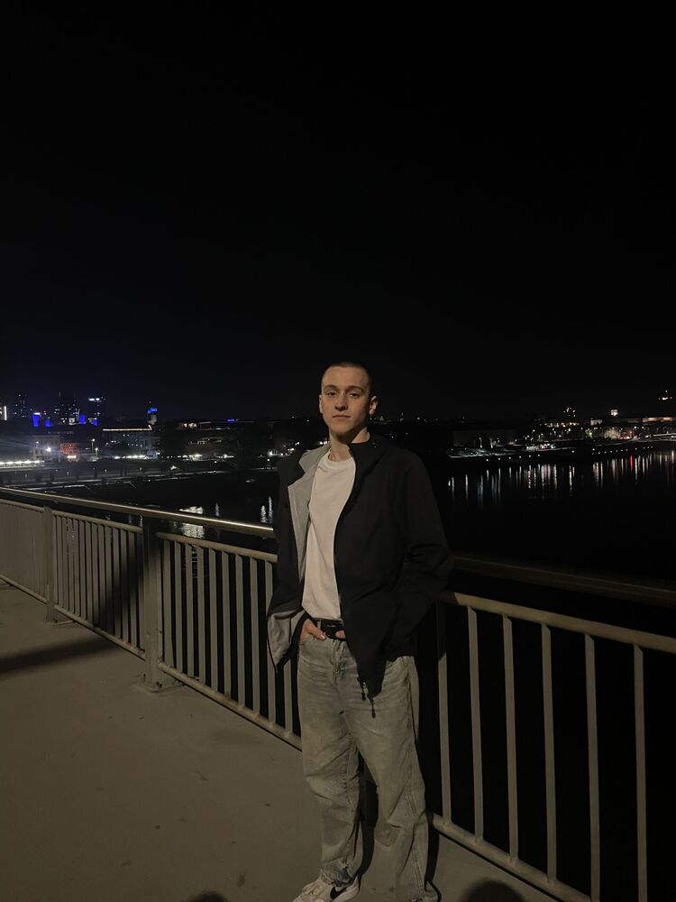  Warszawa,   , 18 ,   ,   