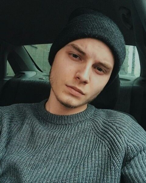  ,   Artem, 26 ,   