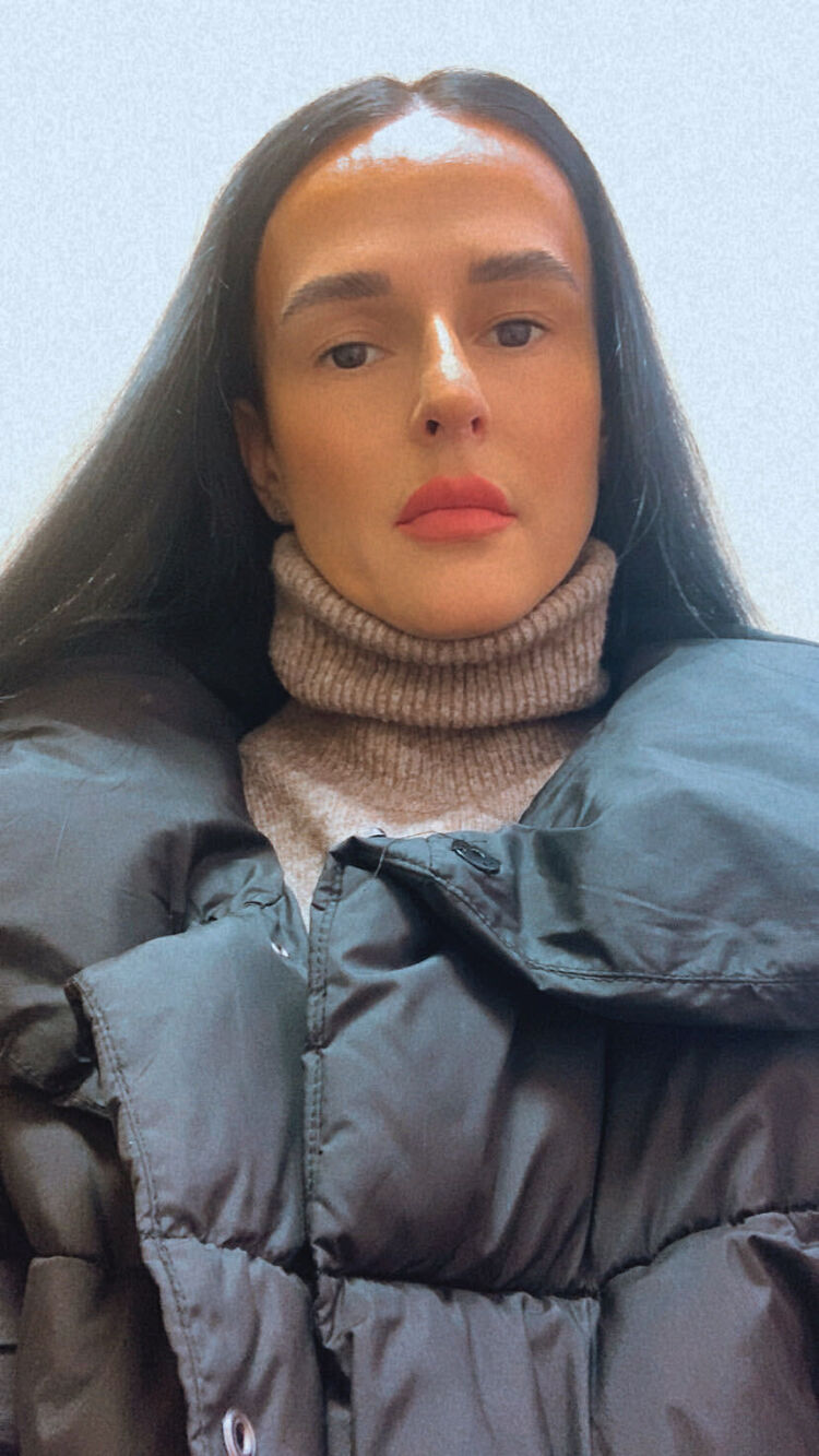  41523595  Aksana, 37 ,    