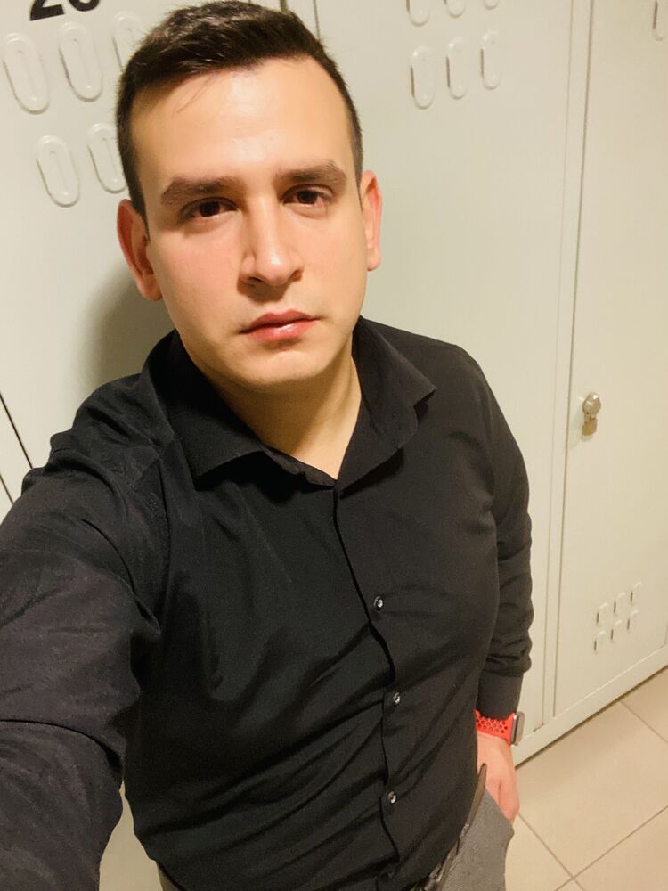  34803975  Ahmet Semih, 29 ,    