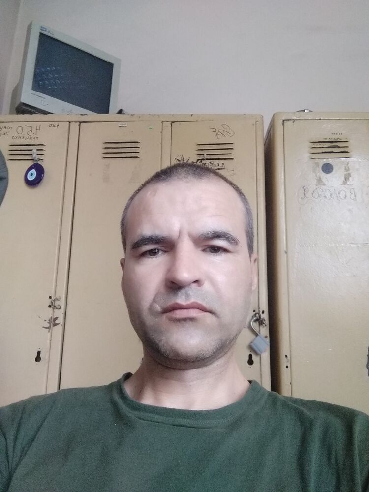  45785825  Ivan, 38 ,    