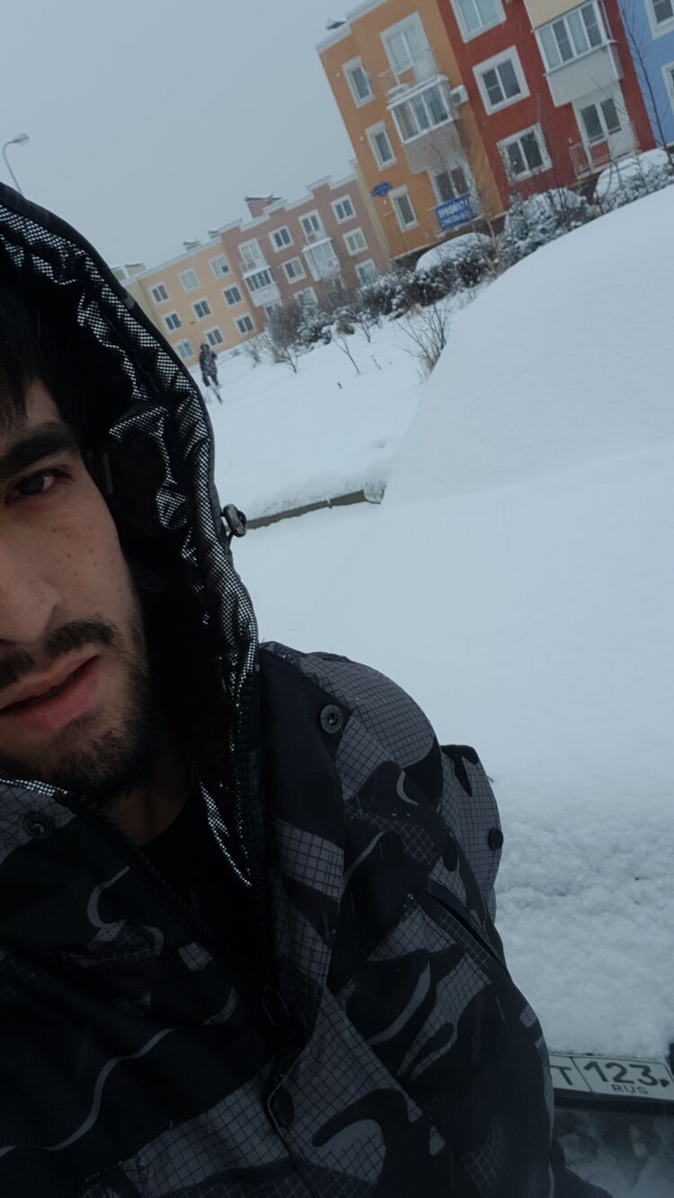  30870595  Qayimjon, 29 ,    