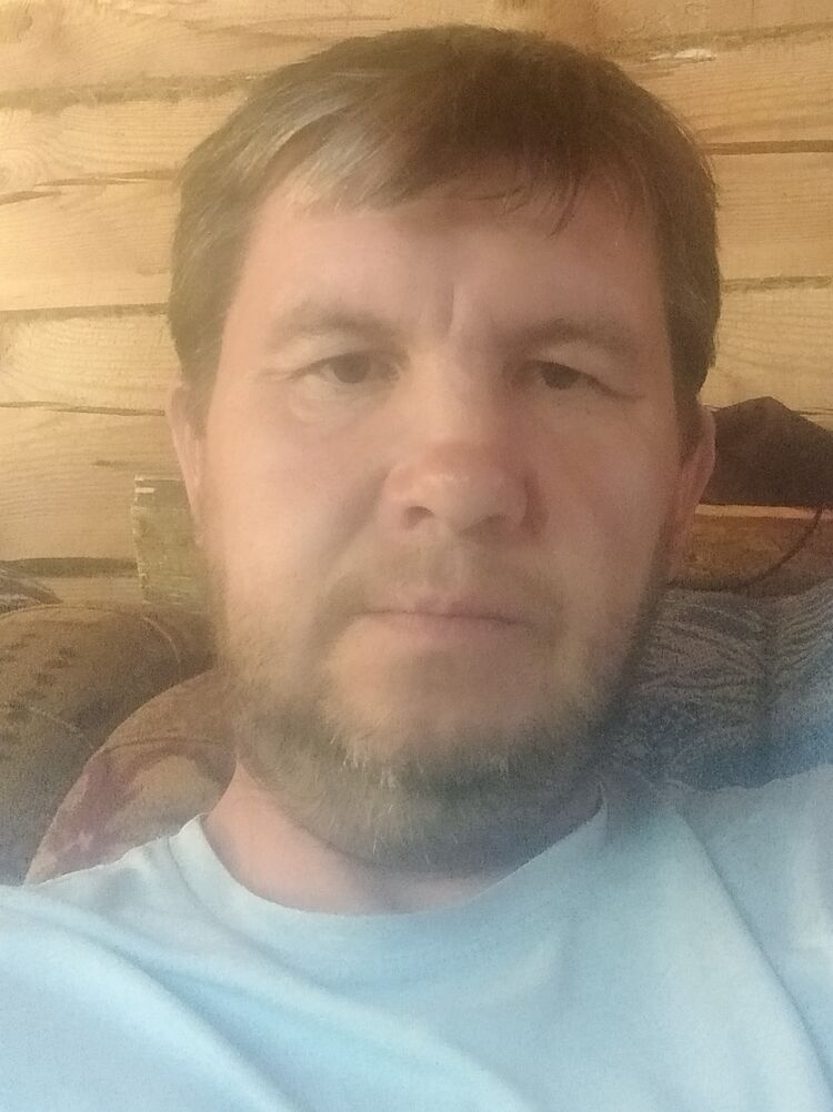  34838835  Vlad, 48 ,    