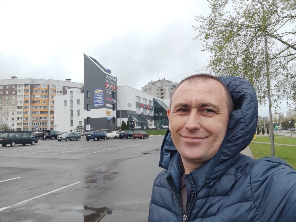  42733335  Leonid, 43 ,    
