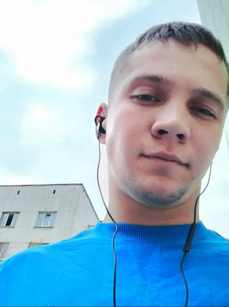  18549795  , 27 ,    