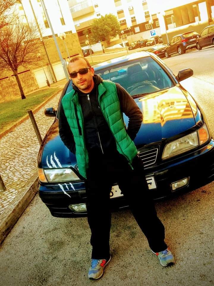  24163295  Nikolas, 43 ,    