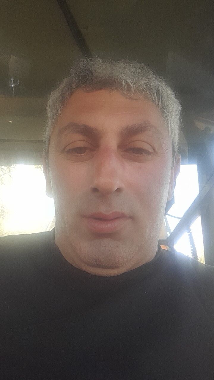  52351025  , 42 ,    