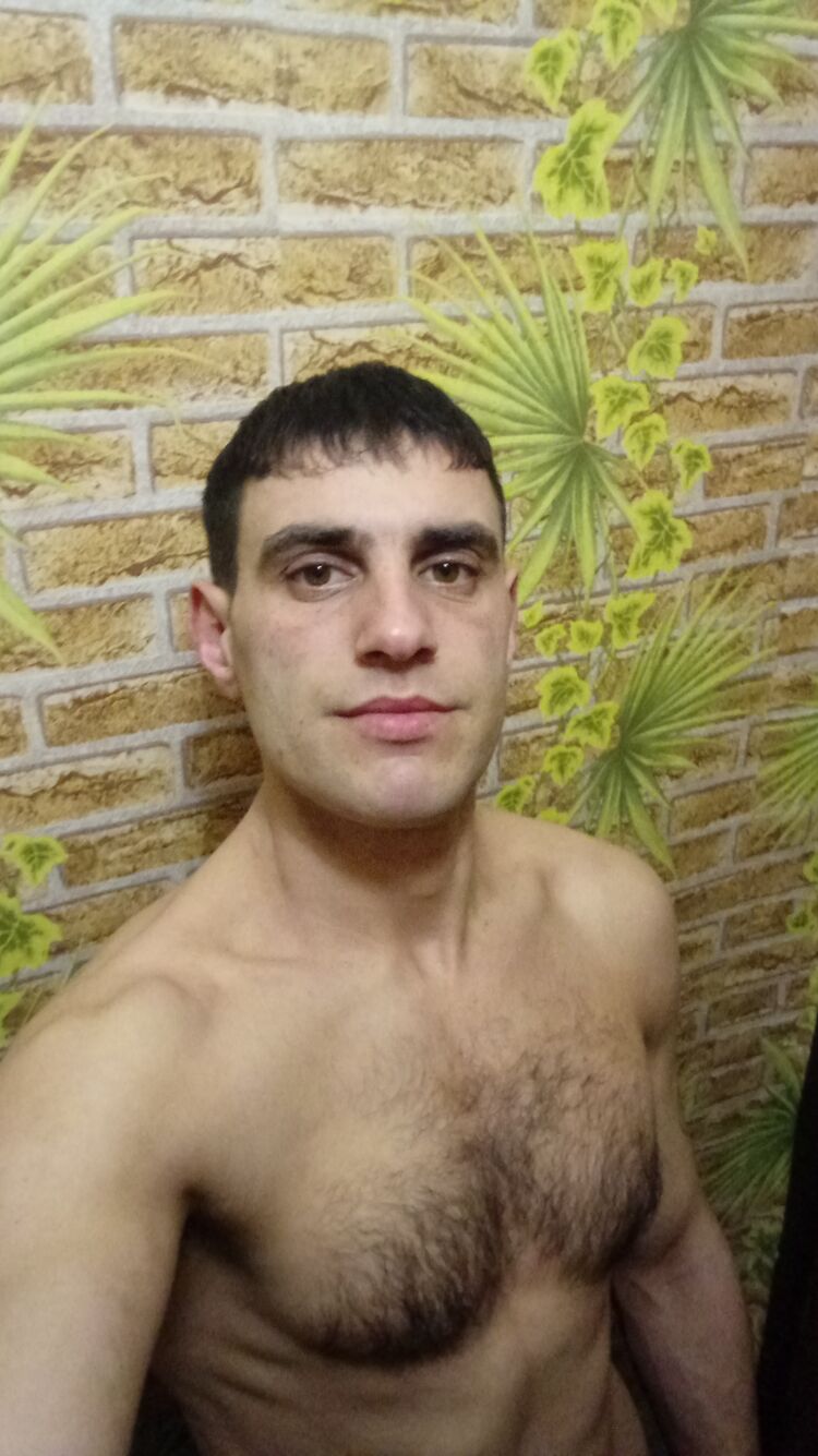  22834745  , 38 ,    