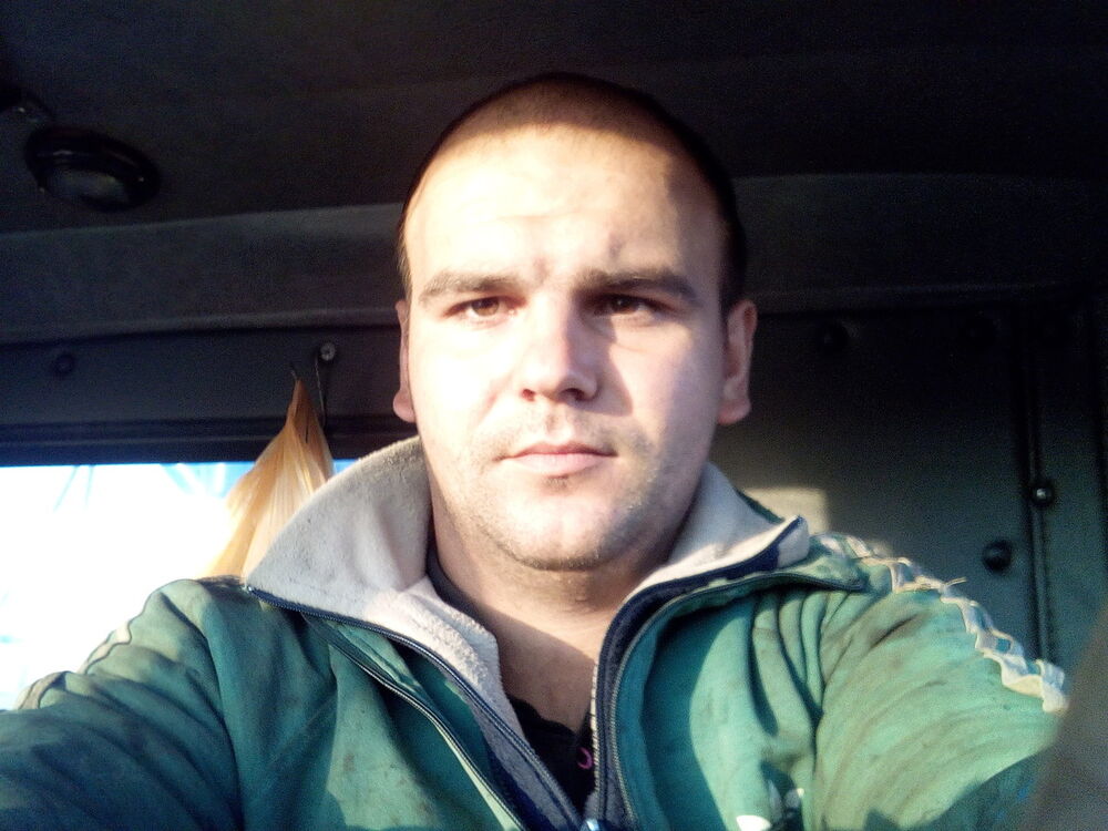  ,   Ivan, 31 ,   