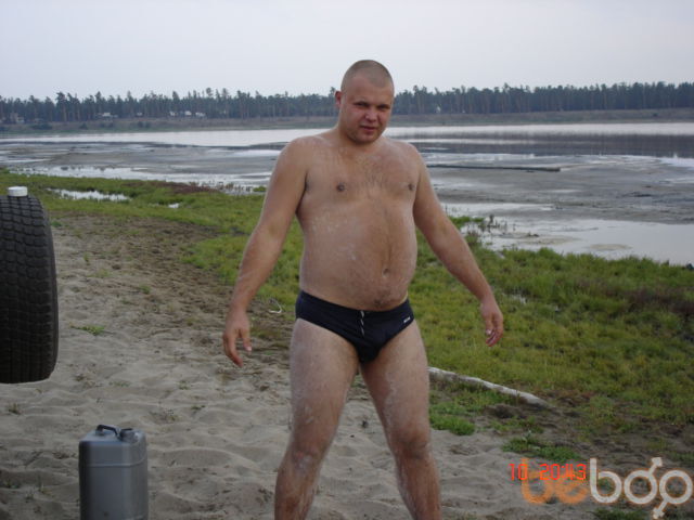  ,   Lexa, 43 ,  