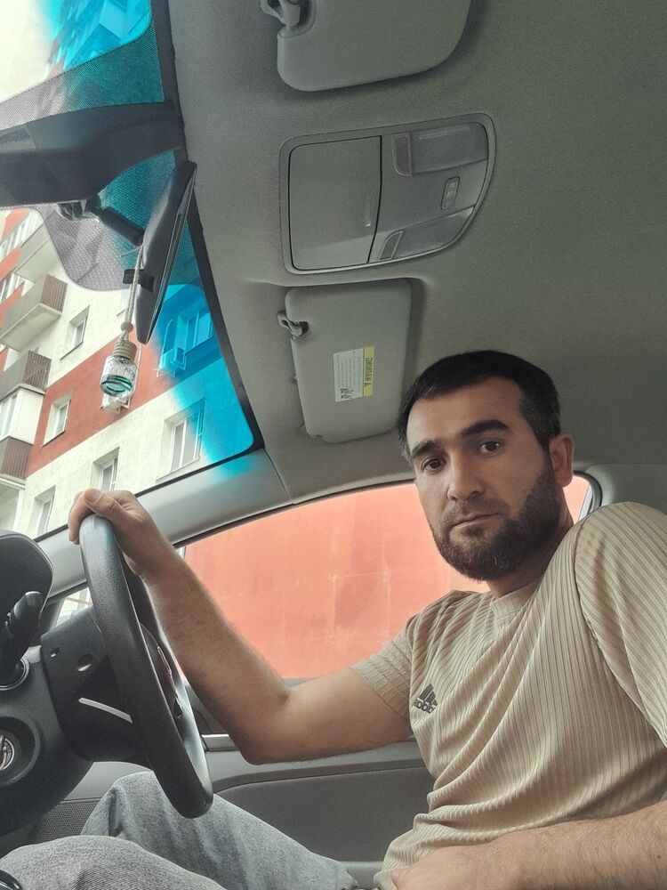  ,   Firdavs, 33 ,   ,   