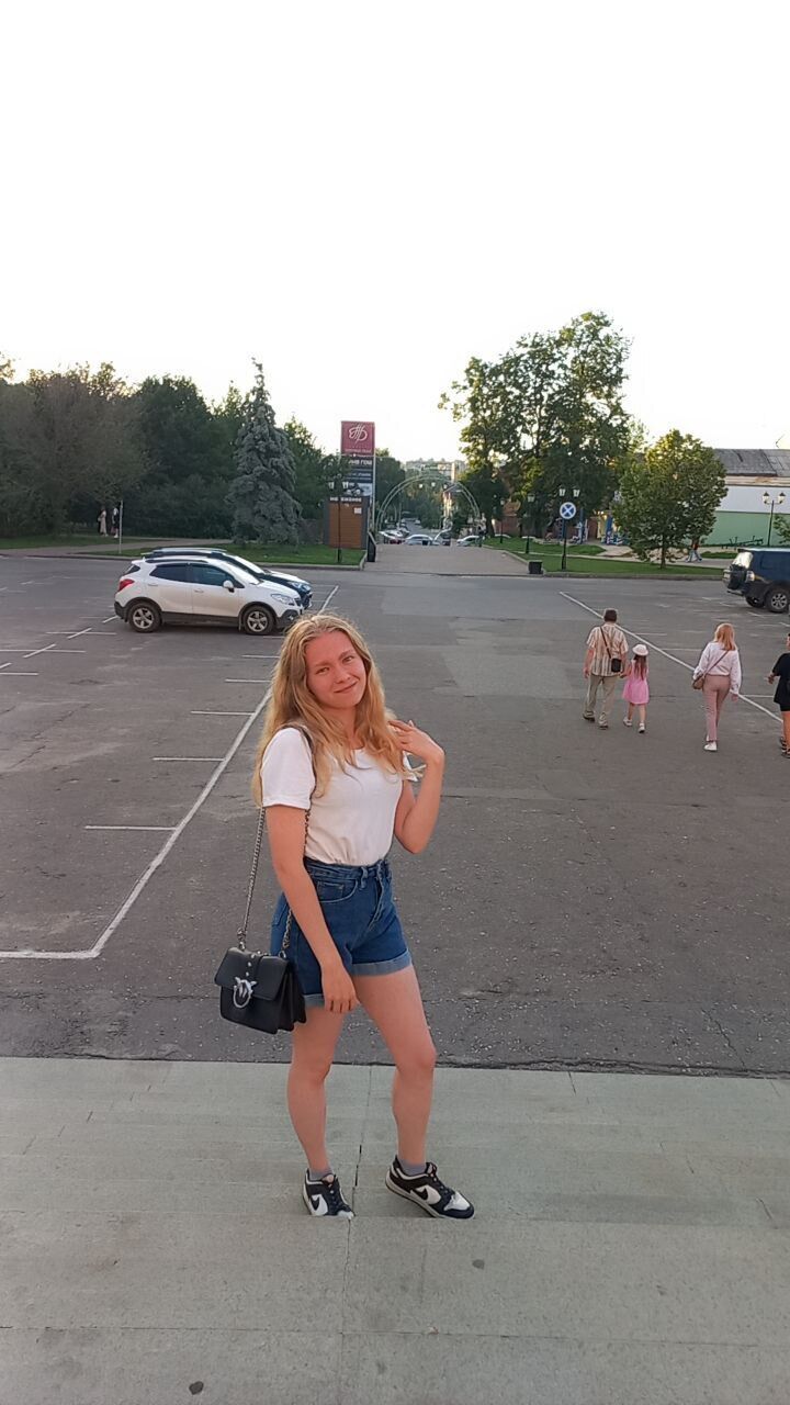  44026255  , 22 ,    