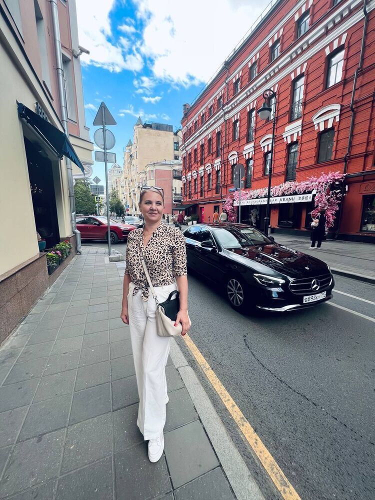  ,   Elena, 61 ,   ,   , c 