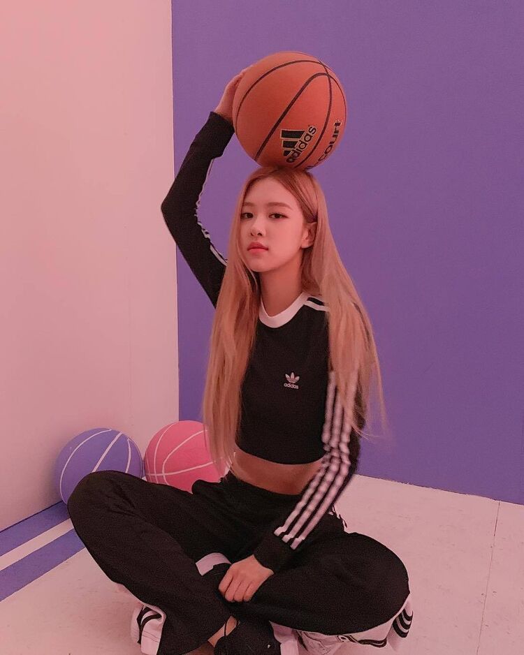  16230315  Chaeyoung, 28 ,    