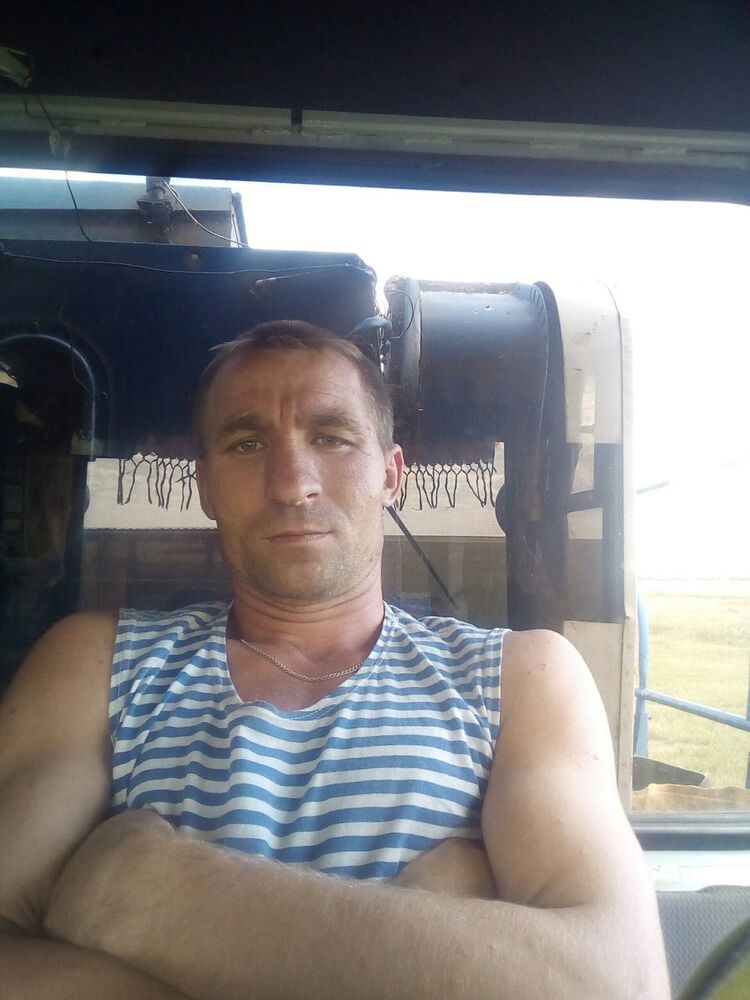  ,   Aleksandr, 42 ,   ,   , c 