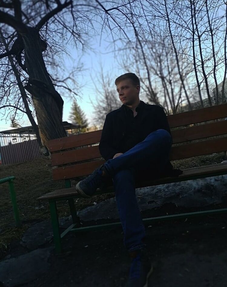  ,   Ivan, 31 ,   c 