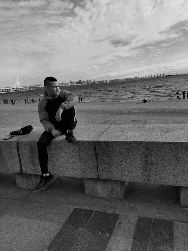  27048925  Rinat, 24 ,    -